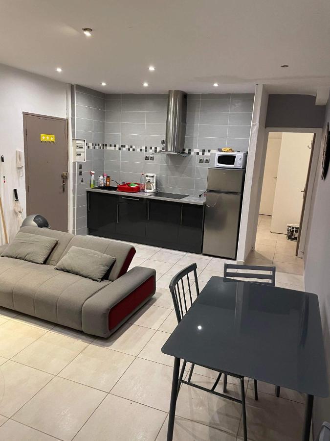 Kd - Appartement Au Coeur De Carcassonne Bagian luar foto